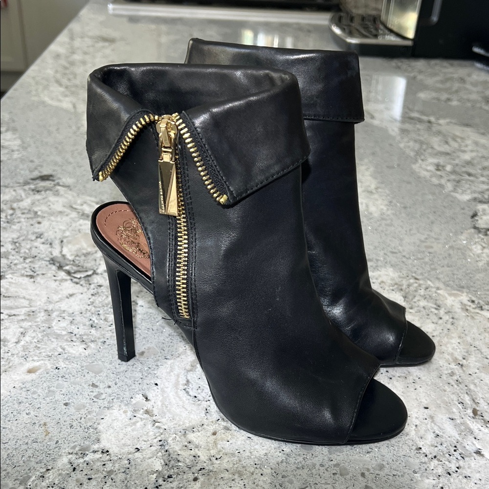 VINCE Camuto Black Leather Peep-Toe Folded-Cuff Heel Booties with Gold Size 6